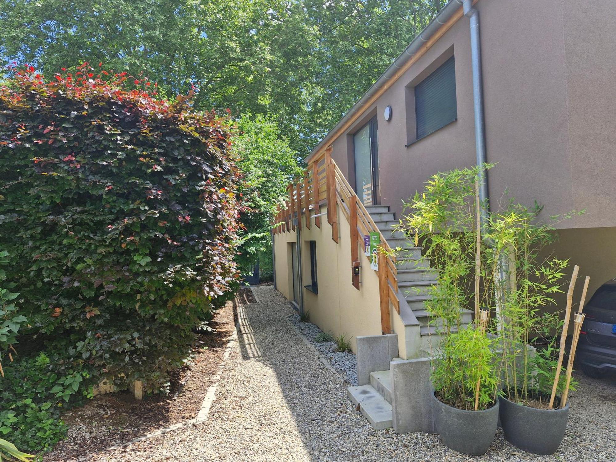 Gite-Appart Com' "Des Cimes Et Jardin" Illkirch-Graffenstaden Kültér fotó
